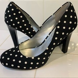 Jessica Simpson Heels